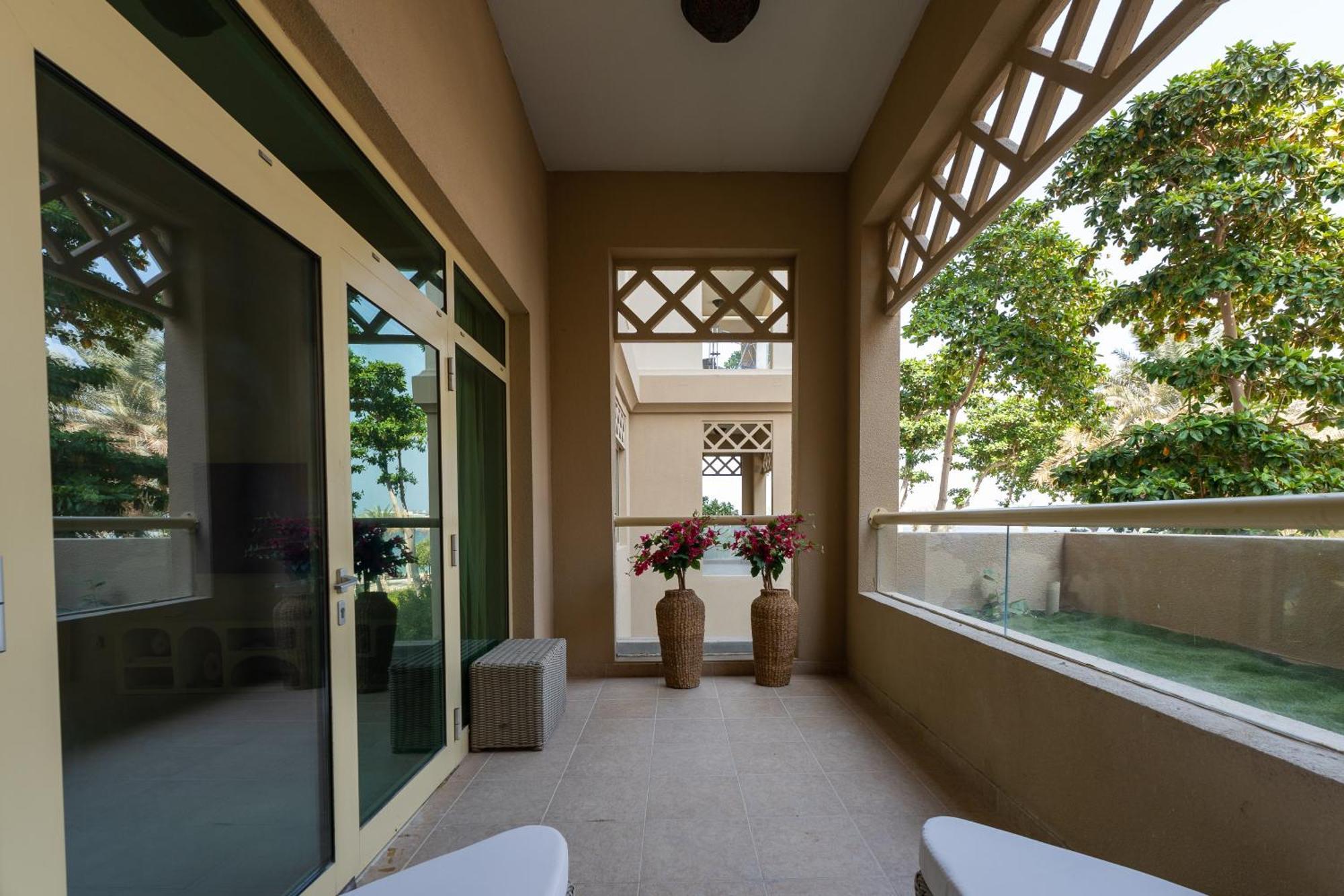 Shoreline 4, Palm Jumeirah - Mint Appartement